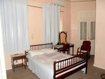 Palacio - Prox Ao Hospital Santa Casa 2* Porto Alegre